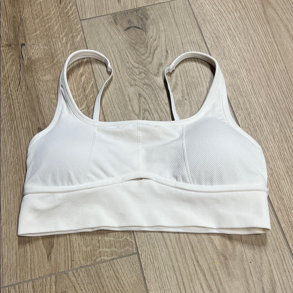 Yogalicious Cream Sports Bra‎